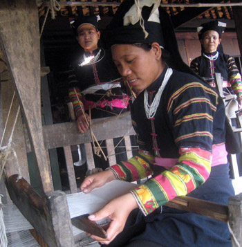 Văn hóa cổ của dân tộc Lô Lô đen ảnh 2